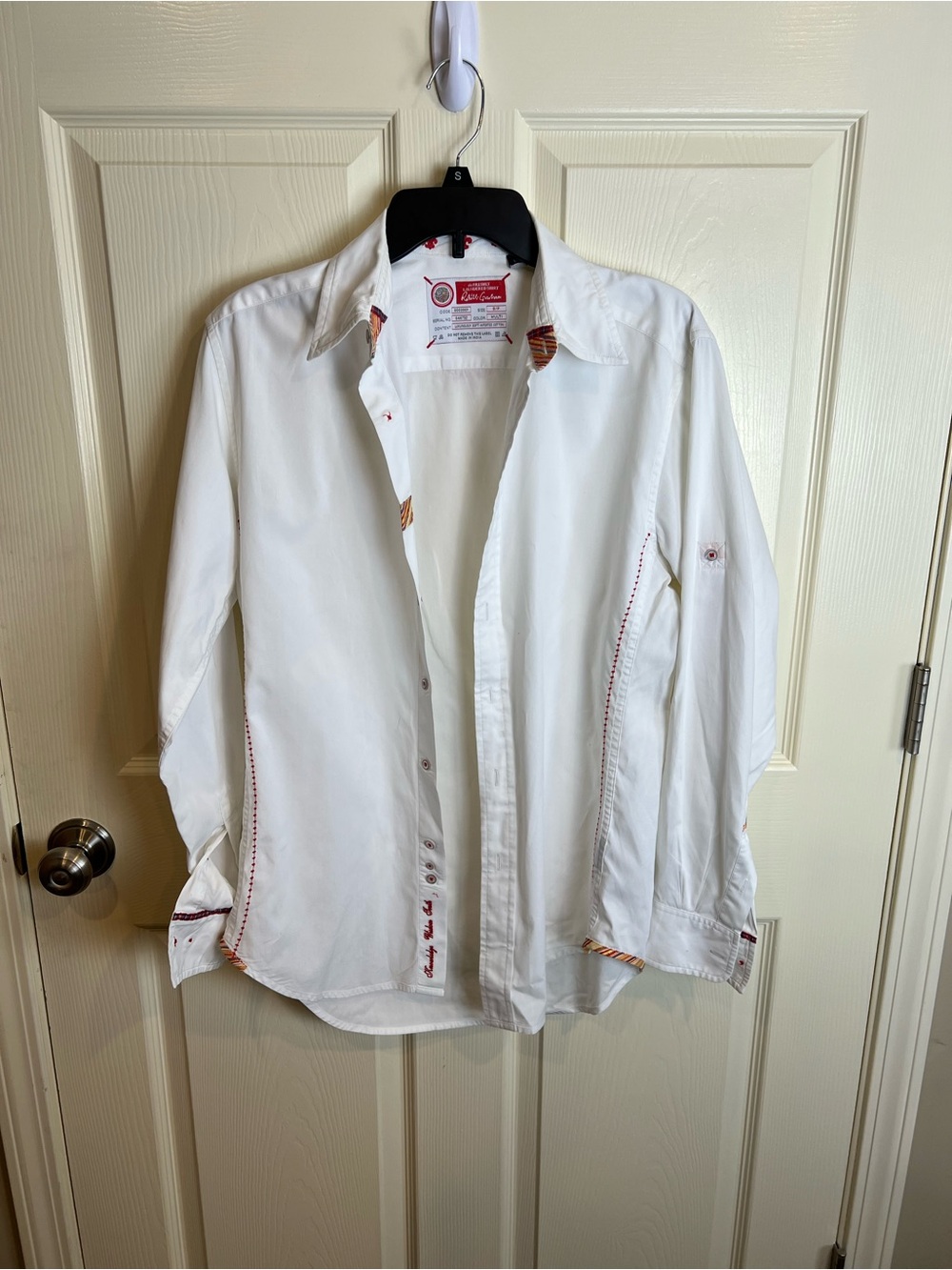 Robert graham white shirt with subtle red trim small